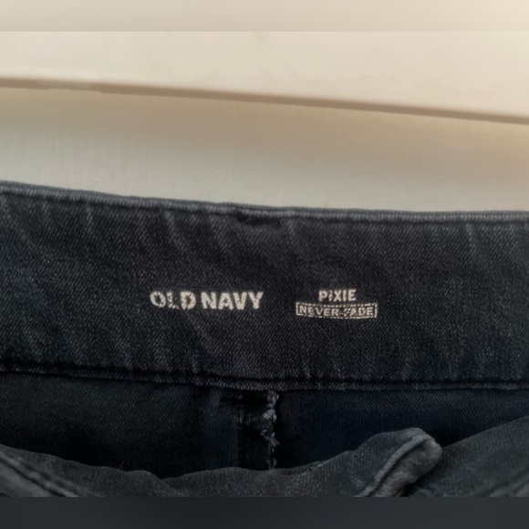 2 pants for a price - Picture 4 of 5